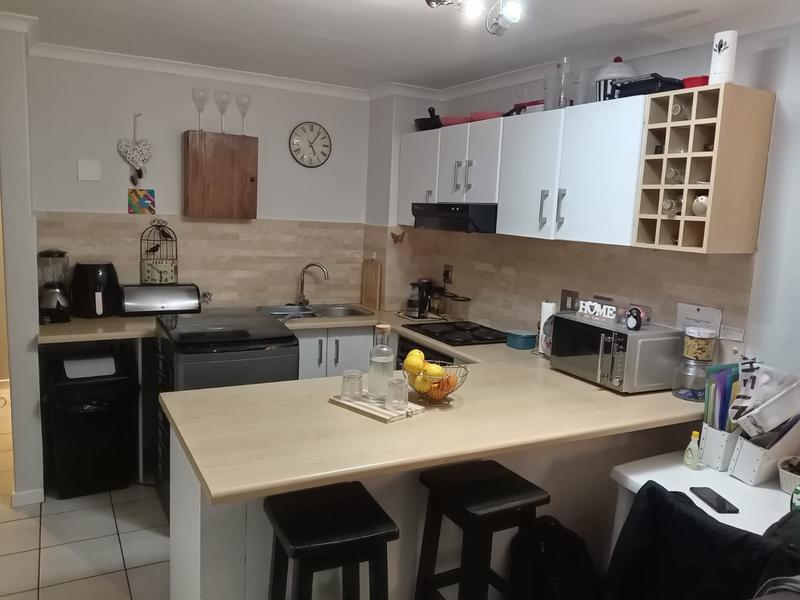 2 Bedroom Property for Sale in Hout Bay Western Cape